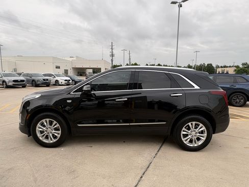 Used 2025 Cadillac XT5 Luxury w/ LPO, Floor Liner Package FWD image 5