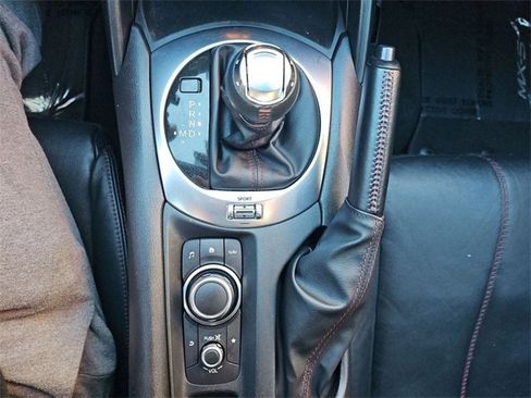 Used 2016 MAZDA MX-5 Miata Grand Touring image 13