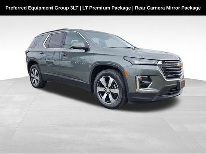 Used 2023 Chevrolet Traverse LT w/ LT Premium Package