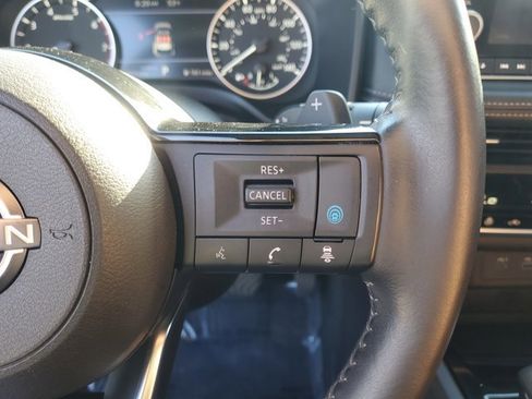 Used 2023 Nissan Rogue SV w/ SV Premium B Package image 23