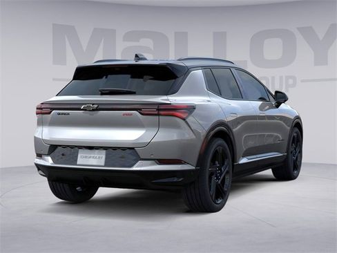 New 2026 Chevrolet Equinox EV RS image 4