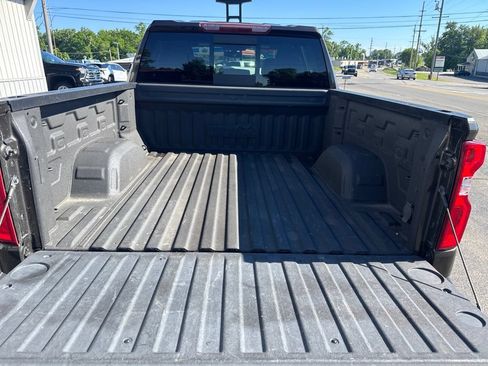 Used 2021 Chevrolet Silverado 1500 High Country AWD/4WD image 19