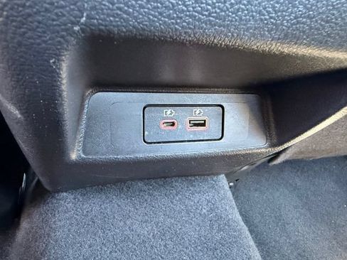 Used 2025 Nissan Altima 2.5 SV FWD image 9