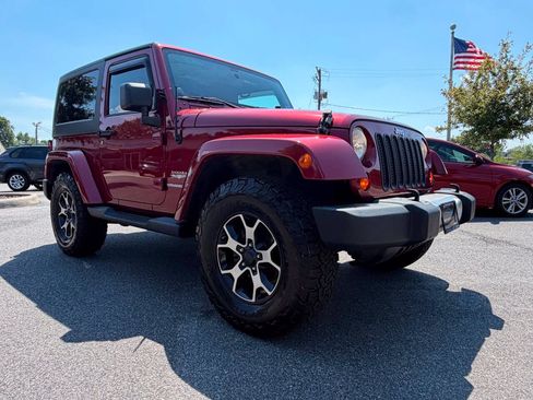 Used 2012 Jeep Wrangler Sahara w/ Dual Top Group AWD/4WD image 38