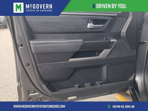 Used 2023 Toyota Tundra Platinum AWD/4WD image 12