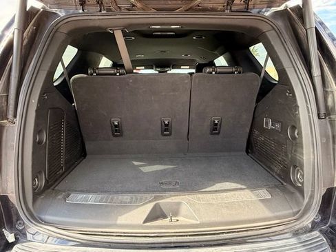Used 2025 Chevrolet Tahoe Premier AWD/4WD image 25