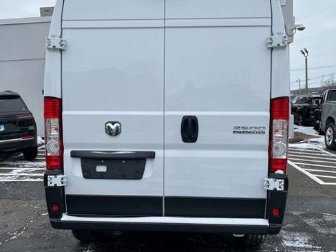 New 2026 RAM ProMaster 2500 w/ Convenience Group FWD image 5