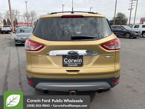 Used 2015 Ford Escape Titanium w/ Canadian Touring Package AWD/4WD image 6