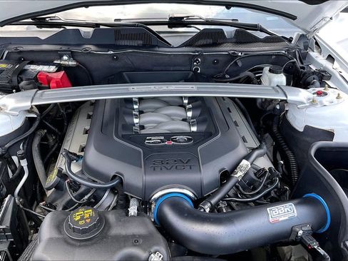 Used 2014 Ford Mustang GT Premium w/ Electronics Package RWD image 10