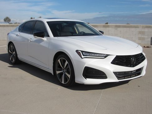 Certified 2025 Acura TLX w/ Technology Package image 2