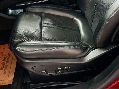 Used 2021 Lincoln Nautilus Reserve w/ Equipment Group 202A image 20