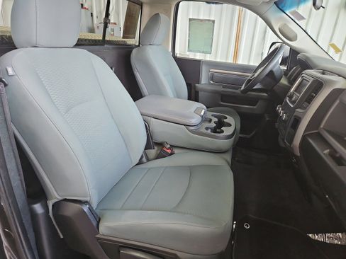 Used 2017 RAM 1500 Tradesman w/ Power & Remote Entry Group image 10