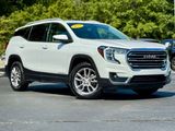 Used 2023 GMC Terrain SLT image 2