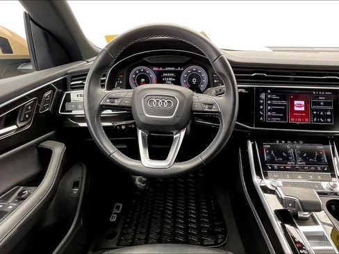 Used 2024 Audi Q8 Premium Plus AWD/4WD image 4