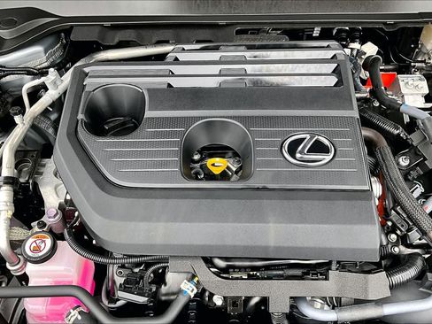 Used 2025 Lexus UX 300h FWD image 33