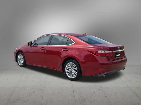 Used 2014 Lexus ES 350 w/ Luxury Package FWD image 4