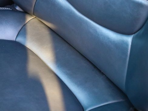 Used 2021 Toyota RAV4 XLE Premium image 23