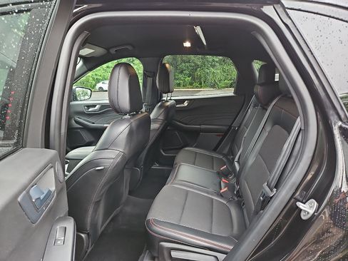 Used 2023 Ford Escape ST-Line Select w/ Tech Pack #2 AWD/4WD image 10