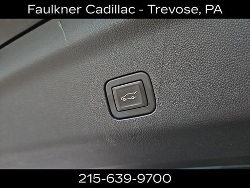 Used 2024 Cadillac Escalade ESV Premium Luxury AWD/4WD image 32