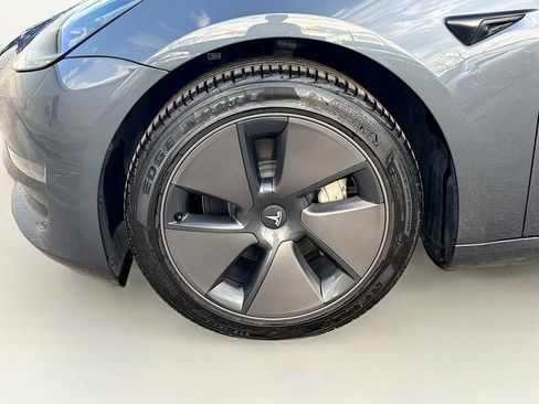 Used 2023 Tesla Model 3 Standard Range image 40