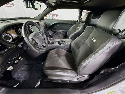 Used 2020 Dodge Challenger R/T w/ T/A Package image 25