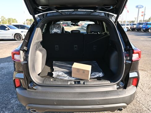 New 2026 Ford Escape ST-Line Select w/ Tech Pack #1 image 6