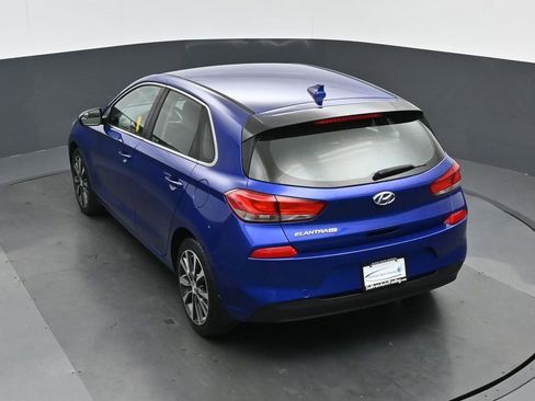 Used 2018 Hyundai Elantra GT image 53