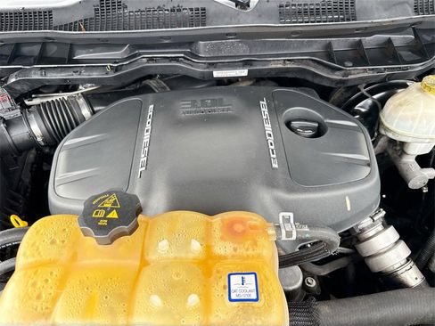 Used 2018 RAM 1500 Big Horn image 33