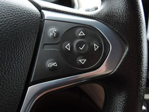 Certified 2022 Chevrolet Traverse LS image 29