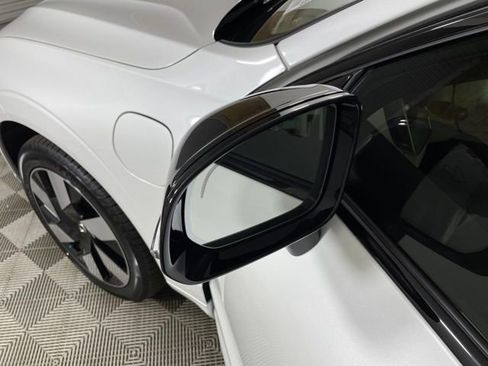 New 2024 Volvo XC60 T8 Plus w/ Protection Package Premier image 17