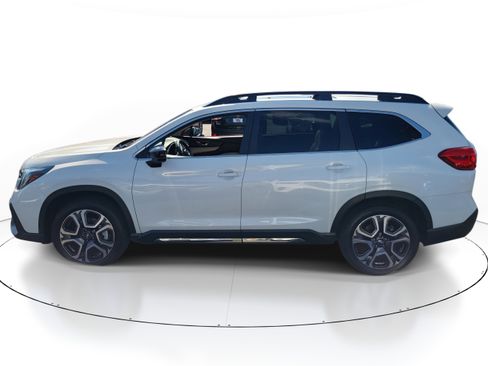 Certified 2025 Subaru Ascent Limited image 3