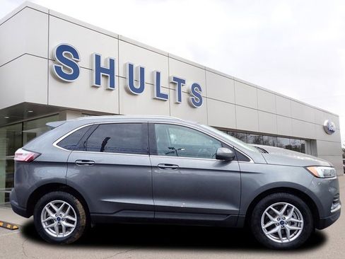 Used 2022 Ford Edge SEL w/ Convenience Package image 4