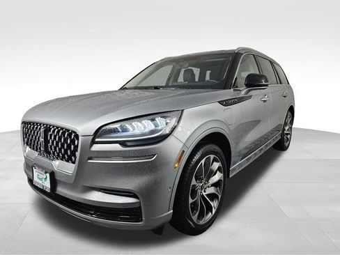 Used 2023 Lincoln Aviator Grand Touring w/ Equipment Group 301A image 3