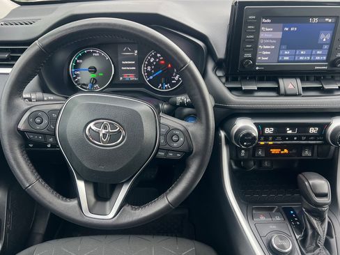 Certified 2021 Toyota RAV4 XLE image 11