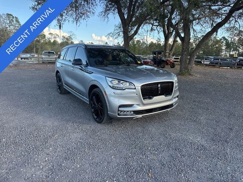 Used 2024 Lincoln Aviator Black Label w/ Jet Package image 7