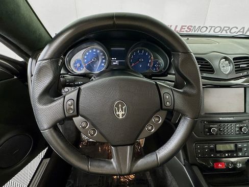 Used 2013 Maserati GranTurismo Sport image 11