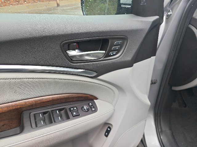 Used 2020 Acura MDX w/ Technology Package FWD image 10