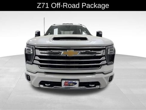 Certified 2025 Chevrolet Silverado 2500 High Country w/ High Country Premium Package image 9