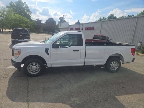 Used 2022 Ford F150 XL w/ Equipment Group 101A High RWD image 5
