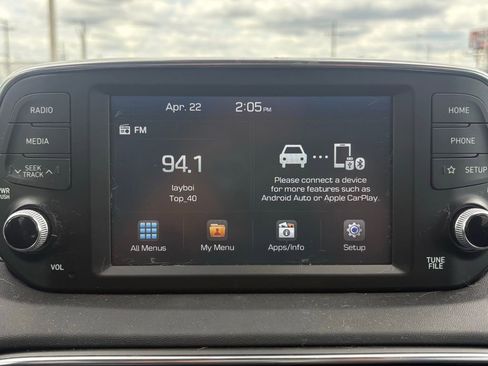 Used 2020 Hyundai Santa Fe SE image 20