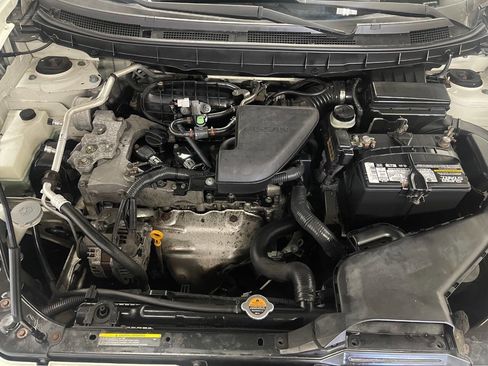Used 2009 Nissan Rogue SL w/ Premium Pkg AWD/4WD image 4
