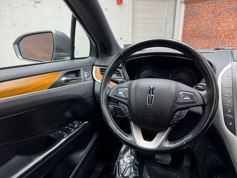 Used 2019 Lincoln MKC Select w/ Select Plus Package image 13