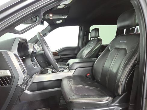 Used 2016 Ford F150 Platinum w/ Equipment Group 701A Luxury AWD/4WD image 23