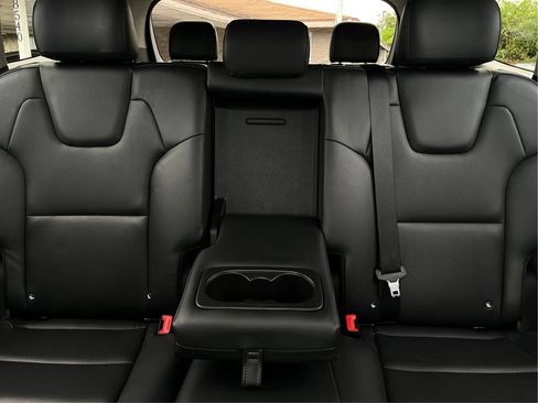Used 2021 Kia Telluride EX AWD/4WD image 16