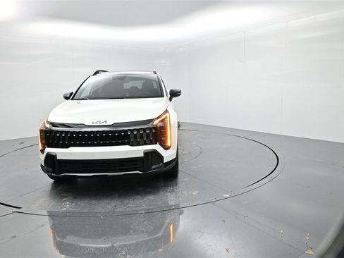 New 2026 Kia Sportage X-Line image 3