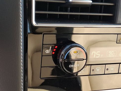 Certified 2024 INFINITI QX80 Premium Select w/ All-Season Package image 27