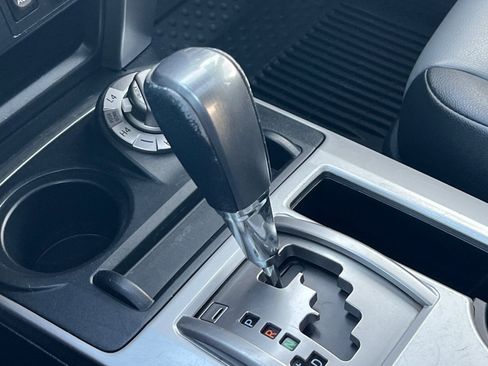 Used 2019 Toyota 4Runner SR5 Premium image 19