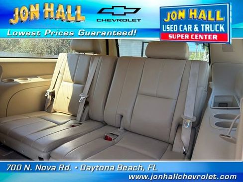 Used 2013 Chevrolet Suburban LT image 24