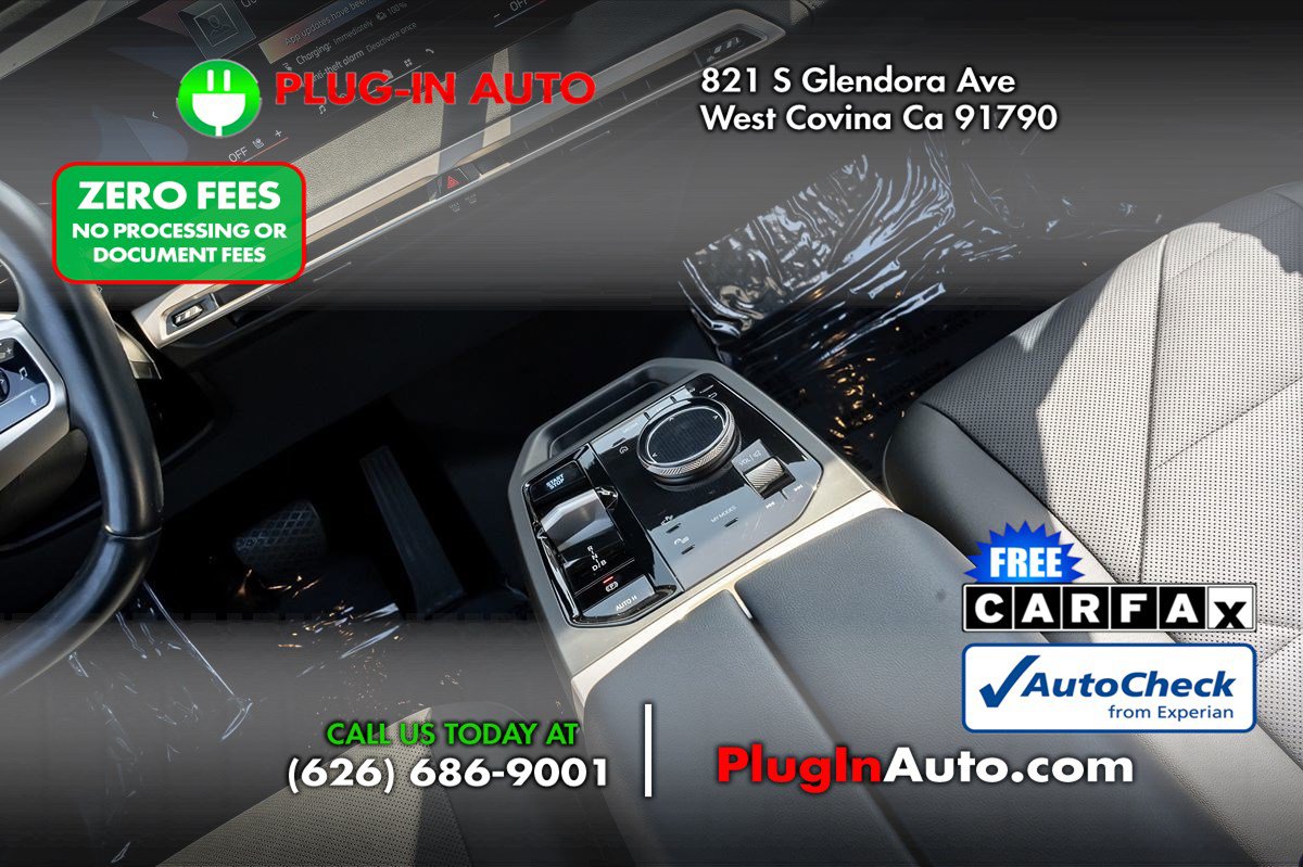Used 2024 BMW iX xDrive50 AWD/4WD image 18
