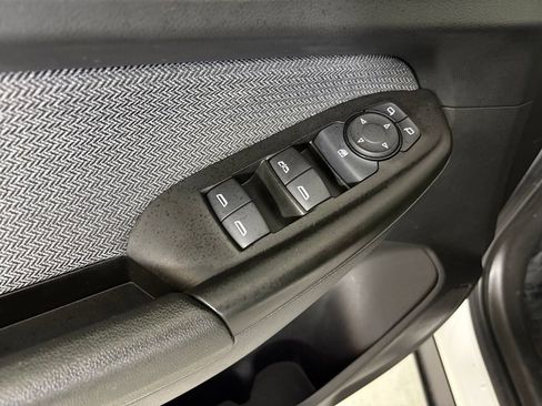 Used 2023 Chevrolet TrailBlazer LT FWD image 17